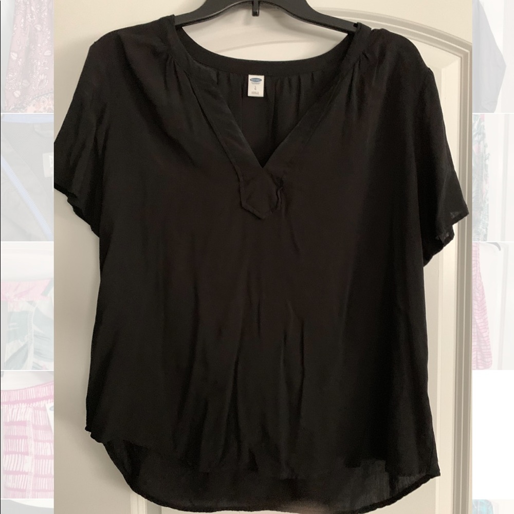 Black v neck top